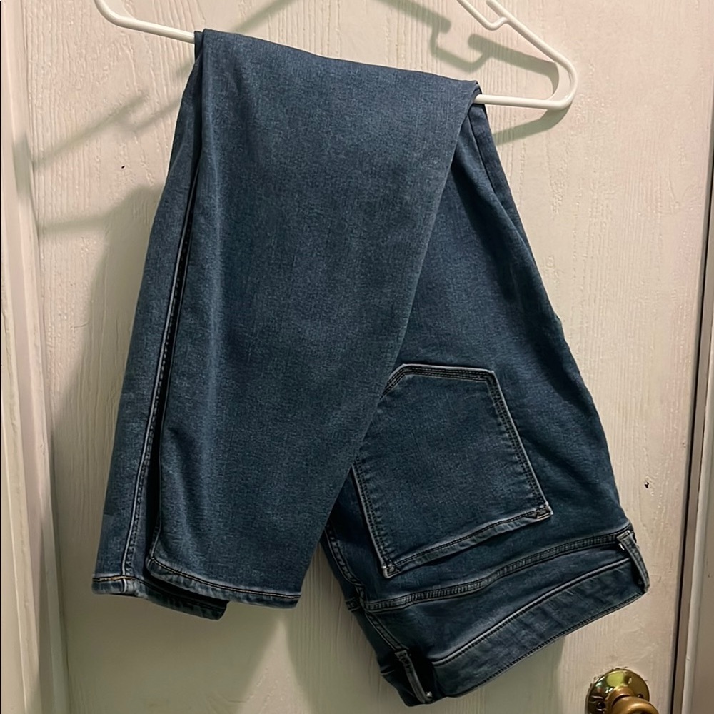 Old navy Blue Jeans